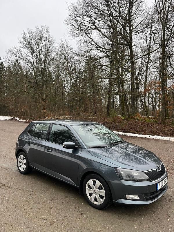 Begagnad Skoda Fabia 95 HK (69 kW) 2018