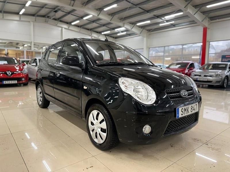 Begagnad Kia Picanto 65 HK (47 kW) 2011 Svart Halvkombi
