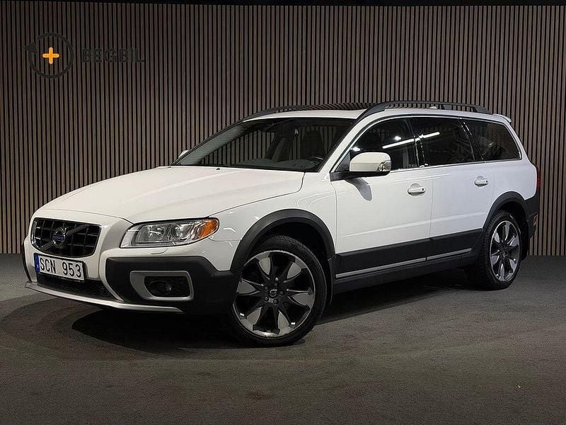 Vit Begagnad 2013 Volvo XC70 SUV | 189 000 kr (Lite dyr) - Bild 1/4