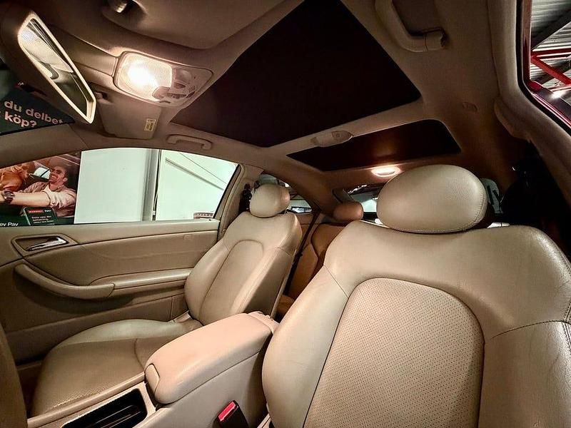 Begagnad Mercedes C230 192 HK (141 kW) 2005 Orange Sportkupé