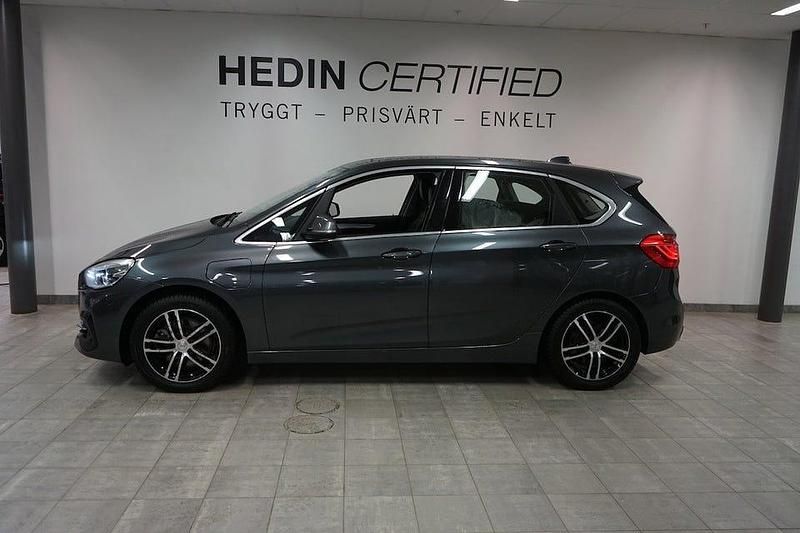 Begagnad BMW 225 Active Tourer 224 HK (164 kW) 2020 Grå Minibuss