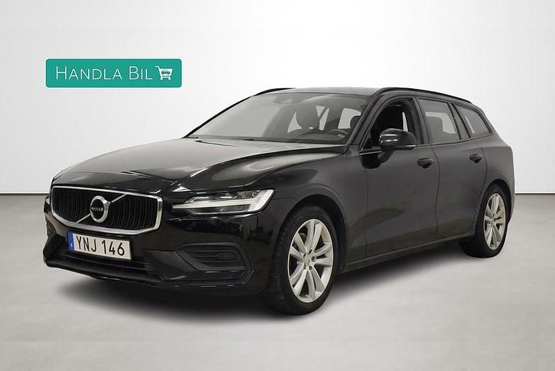 Begagnad Volvo V60 Momentum 190 HK (139 kW) 2018 Svart Kombi