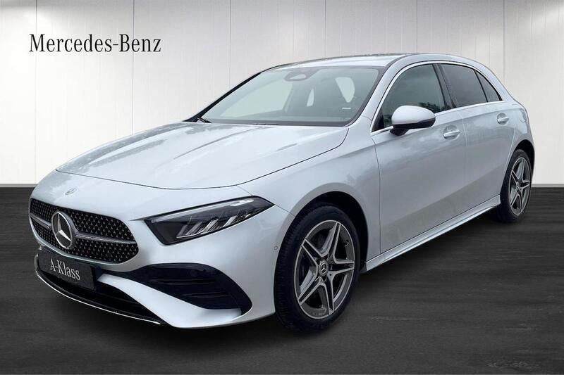 Silver silver Begagnad 2023 Mercedes A250 AMG line Halvkombi | 349 900 kr - Bild 1/4