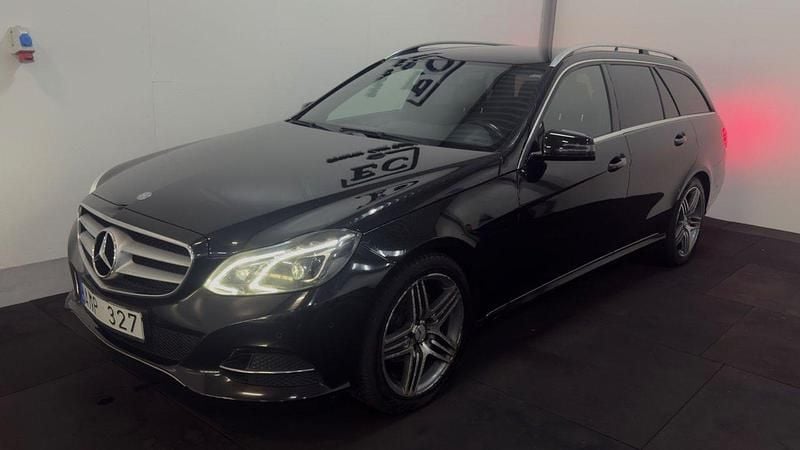 Svart Begagnad 2013 Mercedes E220 Avantgarde Kombi | 154 900 kr (Marknadspris) - Bild 1/4