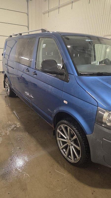 Blå Begagnad 2011 VW T5 Van | 110 000 kr (Dyr) - Bild 1/4