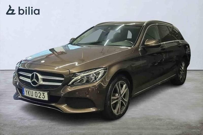Brun Begagnad 2017 Mercedes C220 Kombi | 179 000 kr - Bild 1/1