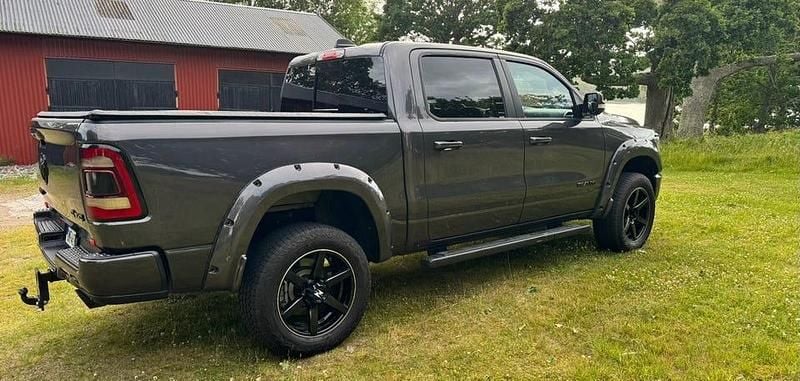 Begagnad Dodge Ram 401 HK (294 kW) 2020