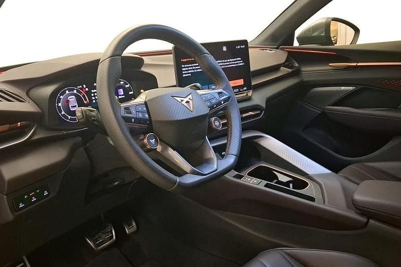 Begagnad Cupra Terramar VZ 275 HK (202 kW) 2025 Grå SUV