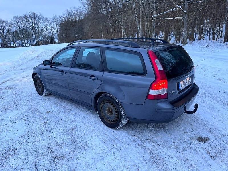 Begagnad Volvo V50 170 HK (125 kW) 2004 Kombi