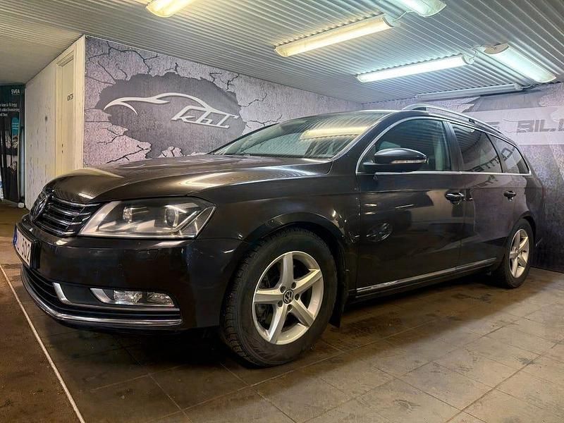 Begagnad VW Passat 170 HK (125 kW) 2012 Brun Kombi