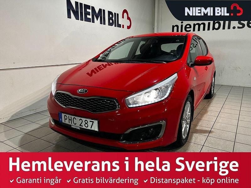 Röd Begagnad 2017 Kia Ceed Halvkombi | 159 900 kr (Dyr) - Bild 1/3