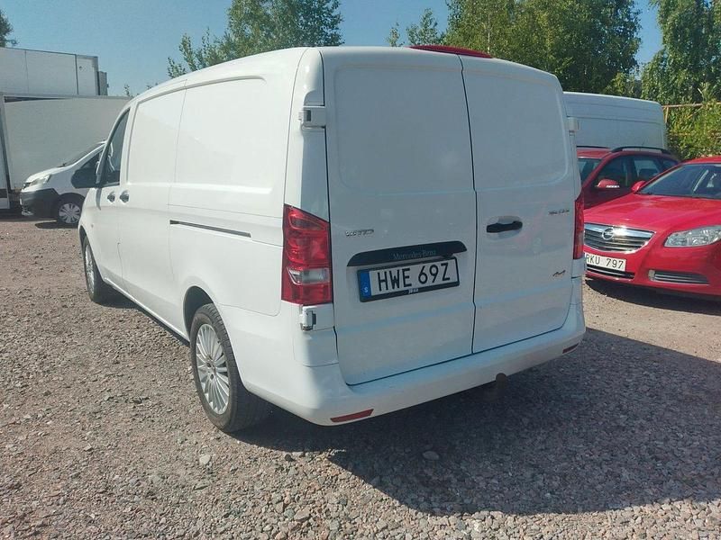 Begagnad Mercedes Vito 164 HK (120 kW) 2020 Vit Van