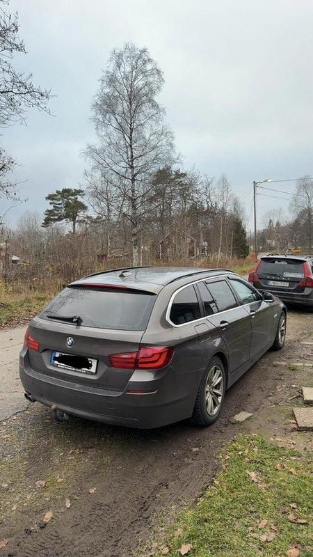 Begagnad 2012 BMW 520 M Sport Kombi | 85 000 kr (Lite dyr) - Bild 1/1