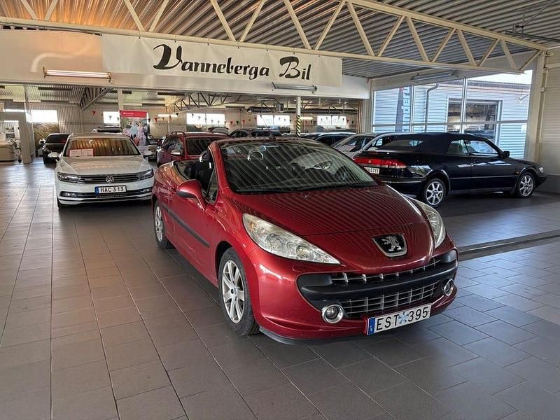 Röd Begagnad 2007 Peugeot 207 CC Cab | 54 900 kr (Dyr) - Bild 1/4