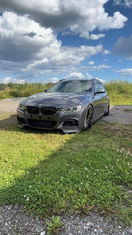 Begagnad 2014 BMW 320 Kombi | 165 000 kr - Bild 1/4