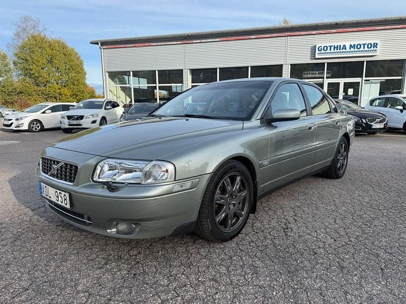 Ljusgrön (grön) Begagnad 2006 Volvo S80 Sedan | 46 900 kr (Marknadspris) - Bild 1/4