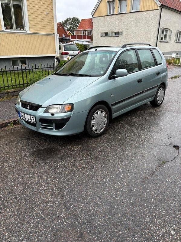 Silver Begagnad 2004 Mitsubishi Space Star Kombi | 16 900 kr (Superpris) - Bild 1/4