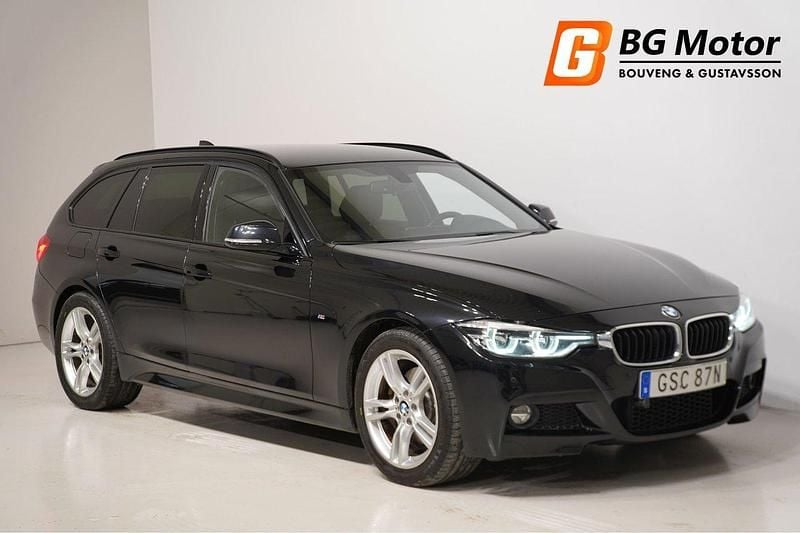 Svart Begagnad 2019 BMW 330 M Sport Kombi | 239 900 kr (Marknadspris) - Bild 1/3