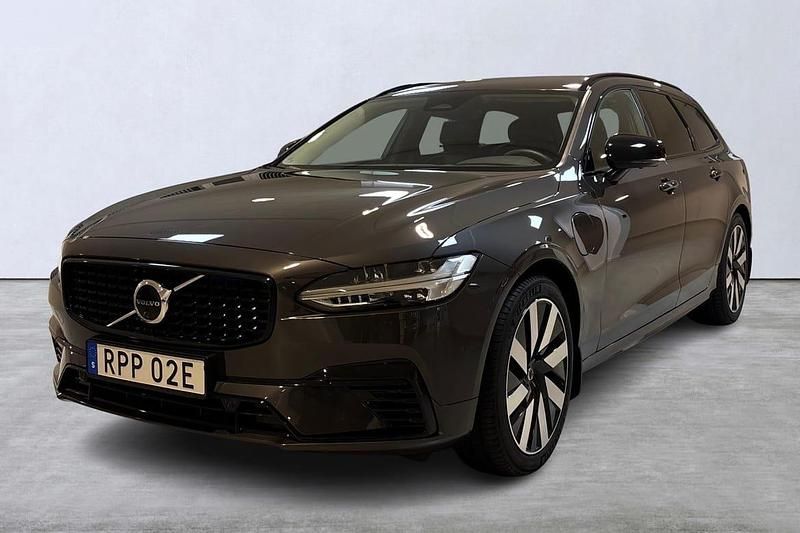 Grå Begagnad 2025 Volvo V90 Plus Kombi | 489 900 kr (Bra pris) - Bild 1/4