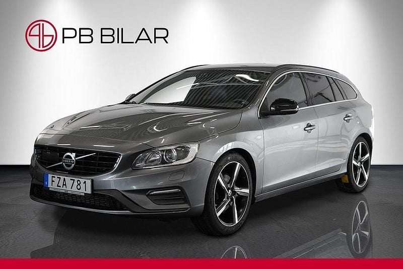 Begagnad Volvo V60 R-Design 190 HK (139 kW) 2015 Grå Kombi