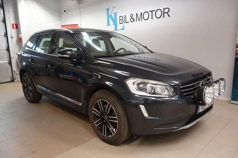 Grå (savile gråmetallic) Begagnad 2016 Volvo XC60 Summum SUV | 179 900 kr (Marknadspris) - Bild 1/4