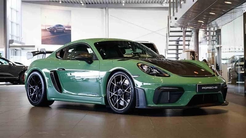Grön Begagnad 2023 Porsche 718 Cayman GT4 Sportkupé | 1 579 000 kr (Bra pris) - Bild 1/1