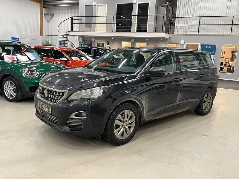 Begagnad Peugeot 5008 131 HK (96 kW) 2020 Svart SUV