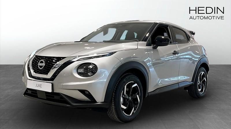 Silver Ny 2025 Nissan Juke SUV | 257 000 kr (Marknadspris) - Bild 1/4