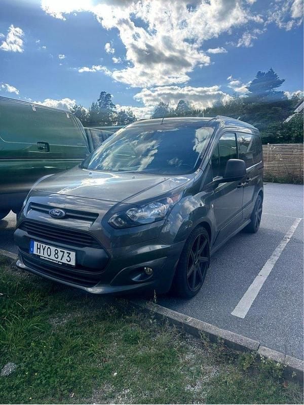 Grå Begagnad 2018 Ford Transit | 90 000 kr (Marknadspris) - Bild 1/4