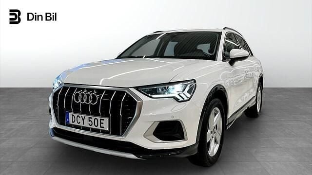 Ibisvit Begagnad 2022 Audi Q3 Advanced Plus SUV | 329 000 kr (Marknadspris) - Bild 1/4