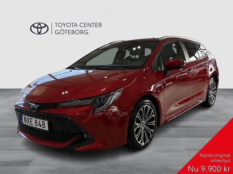 Röd Begagnad 2019 Toyota Corolla Kombi | 239 900 kr (Marknadspris) - Bild 1/3