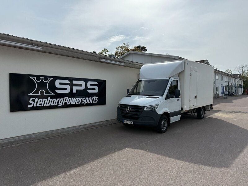 Vit Begagnad 2021 Mercedes Sprinter Van | 309 000 kr (Superpris) - Bild 1/4