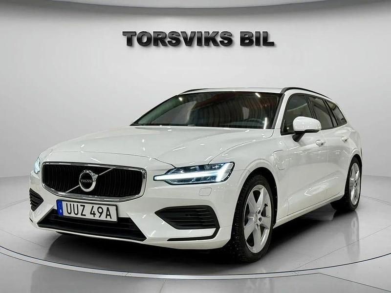 Vit Begagnad 2020 Volvo V60 Momentum Kombi | 269 900 kr (Marknadspris) - Bild 1/4
