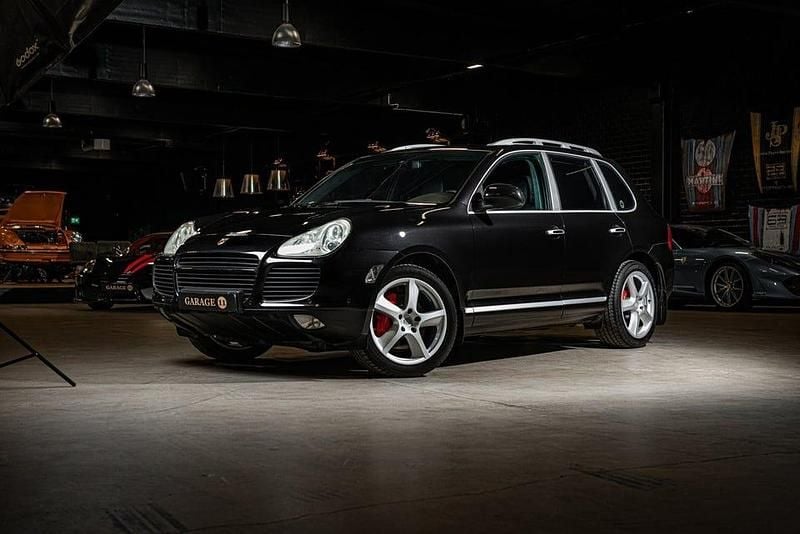 Begagnad Porsche Cayenne Turbo 450 HK (330 kW) 2004 Svart SUV