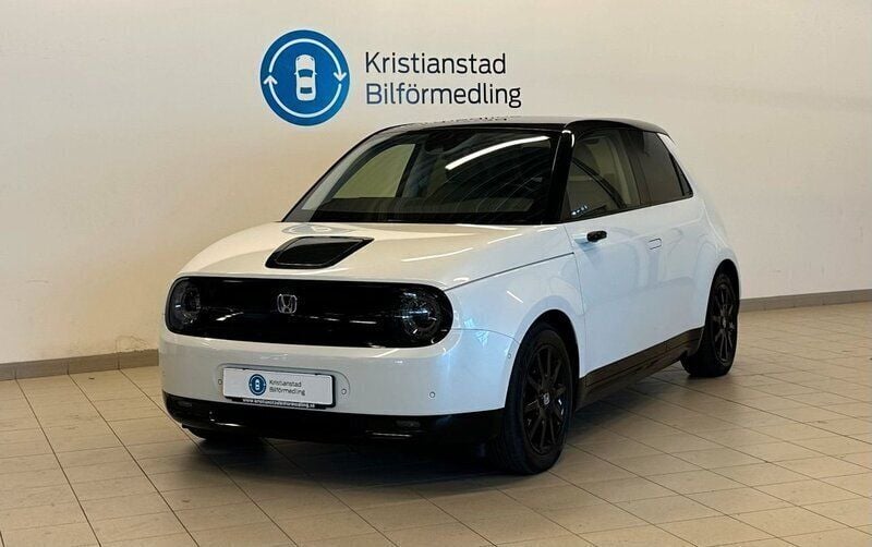 Vit Begagnad 2020 Honda e Halvkombi | 189 900 kr (Marknadspris) - Bild 1/4