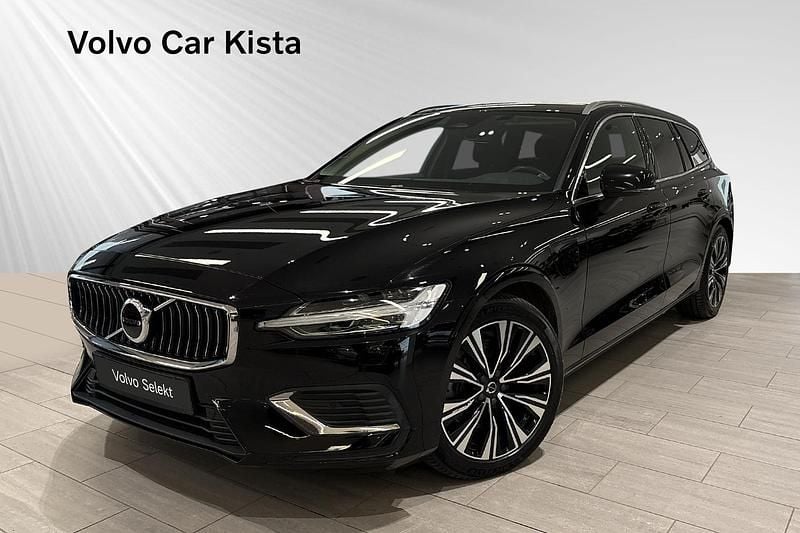 Svart Begagnad 2022 Volvo V60 Core Kombi | 324 900 kr (Marknadspris) - Bild 1/3