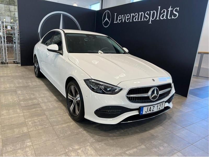 Begagnad 2024 Mercedes C200 Sedan | 439 000 kr (Lite dyr) - Bild 1/4