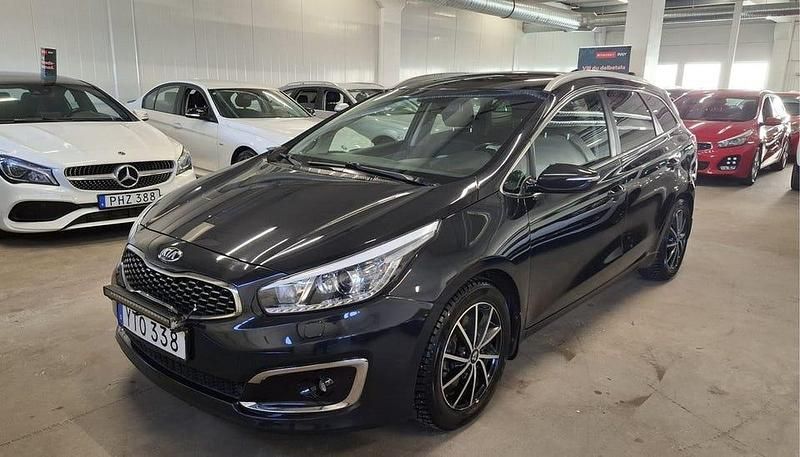 Svart Begagnad 2018 Kia Ceed Sportswagon Kombi | 100 000 kr (Marknadspris) - Bild 1/4