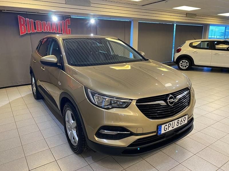 Begagnad Opel Grandland X 131 HK (96 kW) 2017 Pyrite metallic SUV