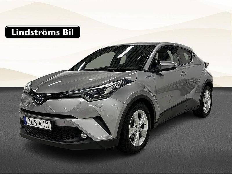 Grå Begagnad 2019 Toyota C-HR Executive SUV | 239 000 kr (Marknadspris) - Bild 1/3