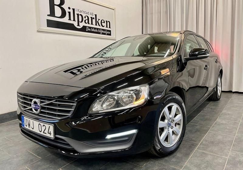 Svart Begagnad 2013 Volvo V60 Kinetic Kombi | 119 900 kr (Marknadspris) - Bild 1/3
