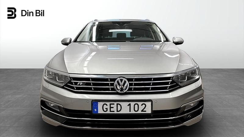 Begagnad VW Passat 190 HK (139 kW) 2017 Silver Kombi