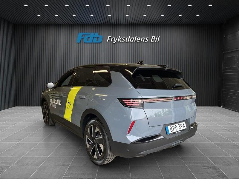 Ny Opel Grandland X 136 HK (100 kW) 2025 Grå SUV