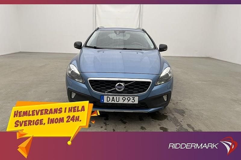 Begagnad Volvo V40 CC Momentum 152 HK (111 kW) 2016 Blå Kombi
