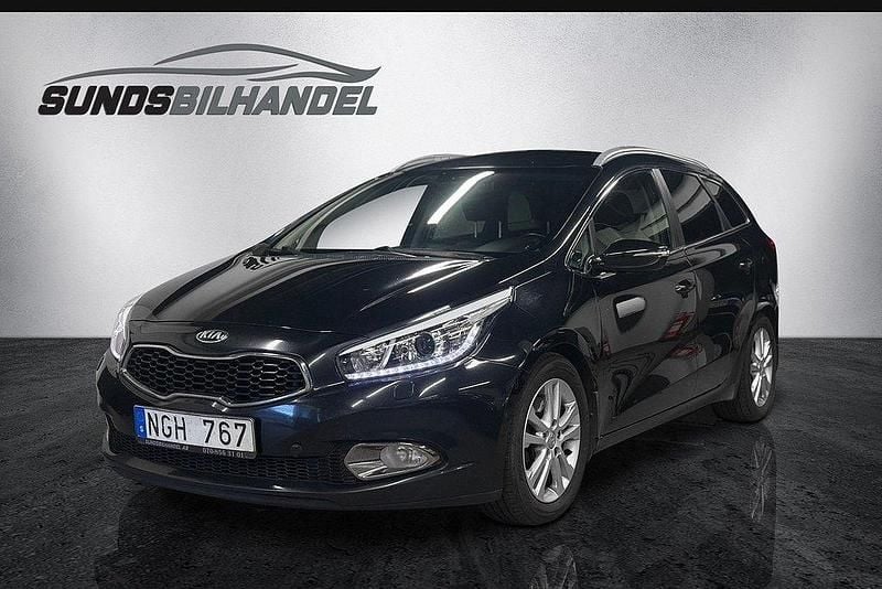 Svart Begagnad 2012 Kia Ceed Sportswagon Comfort Kombi | 59 900 kr (Marknadspris) - Bild 1/4