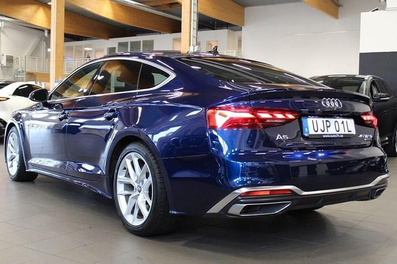 Begagnad Audi A5 Sportback S-Line 265 HK (194 kW) 2020 Blå Halvkombi