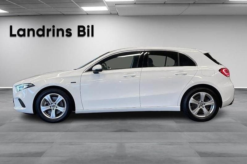 Begagnad Mercedes A250 218 HK (160 kW) 2021 Vit