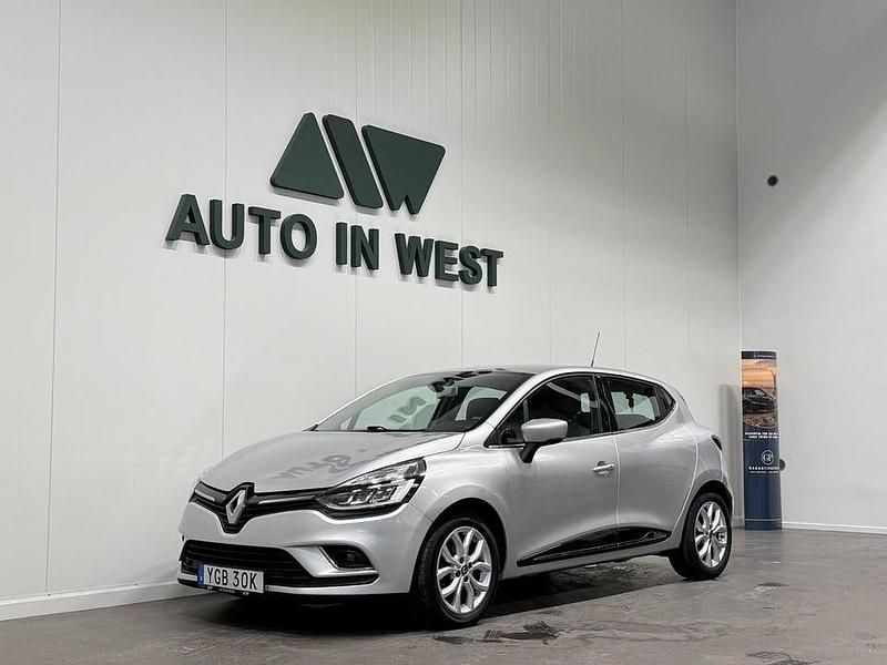 Begagnad Renault Clio IV Intens 90 HK (66 kW) 2019 Silver
