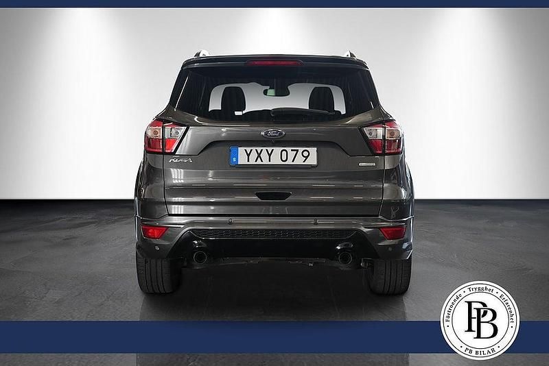 Begagnad Ford Kuga ST-Line 150 HK (110 kW) 2017 Grå SUV