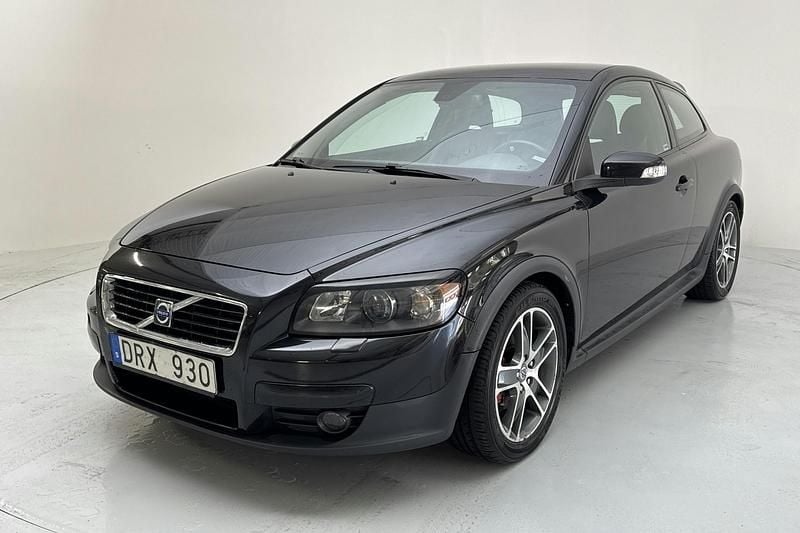 Svart Begagnad 2008 Volvo C30 Halvkombi | 39 000 kr (Marknadspris) - Bild 1/4